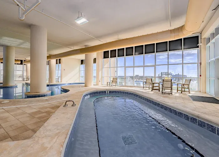 Phoenix Gulf Towers 2207 Apartment
