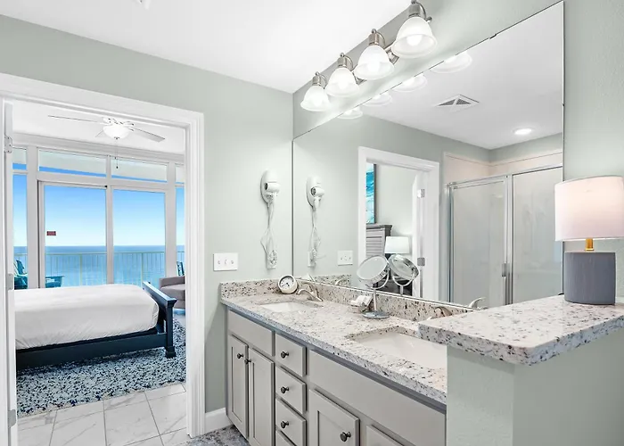 Phoenix Gulf Towers 2207 Apartment